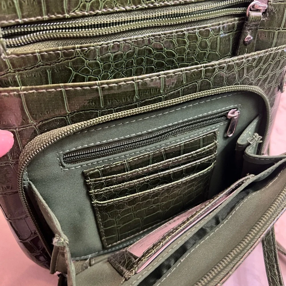 Green Crocodile-Embossed Crossbody‎ Bag